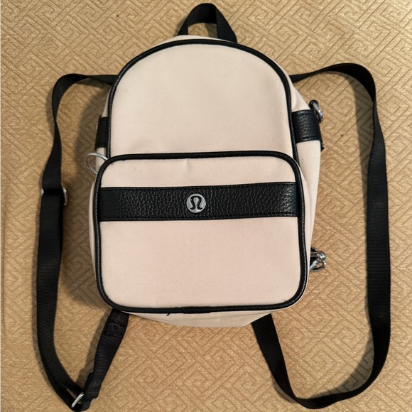 ?LULULEMON? Now and Always Convertible Bag Mini